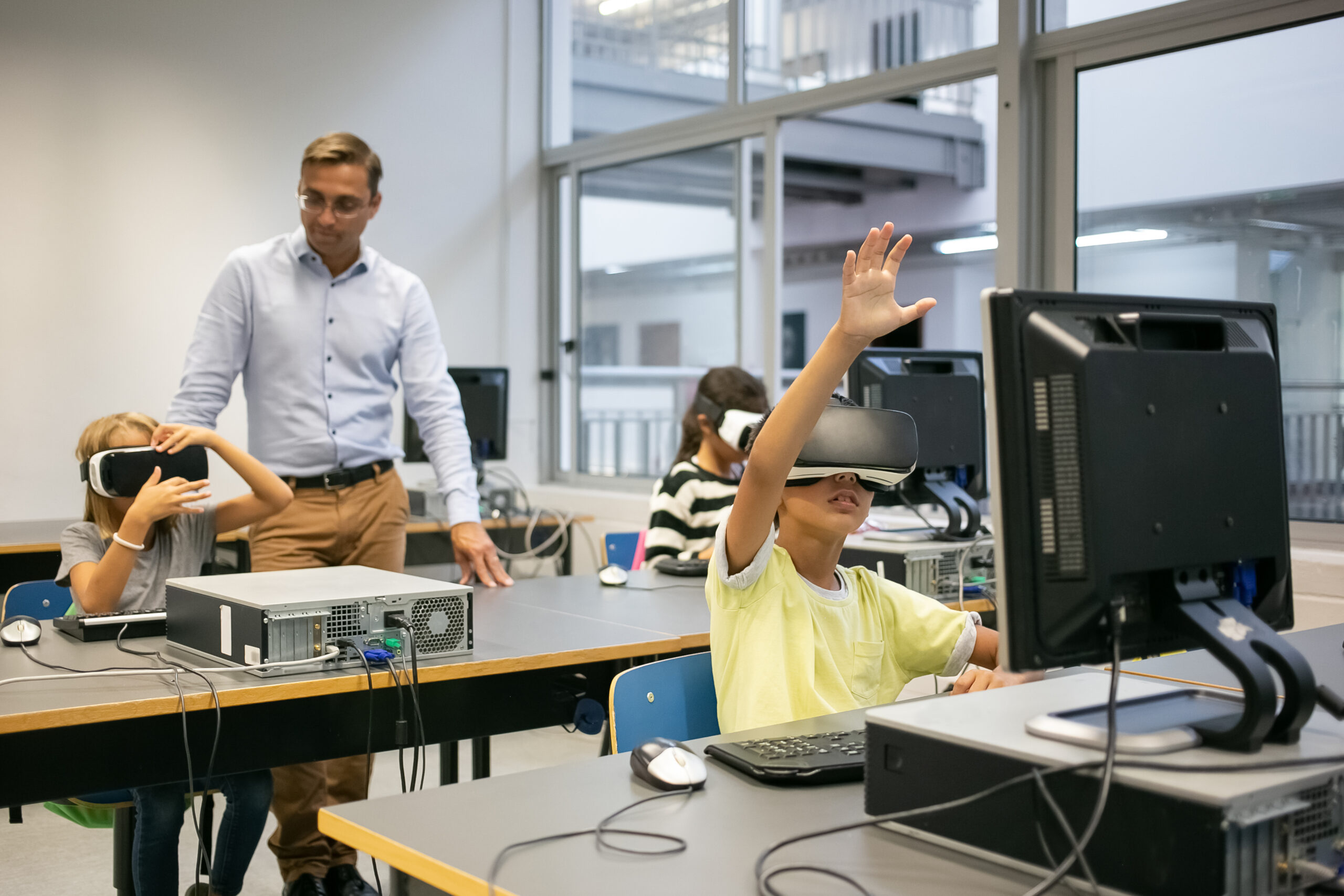 Classroom 15x: Redefining the Future of Learning | Endeavour Articles