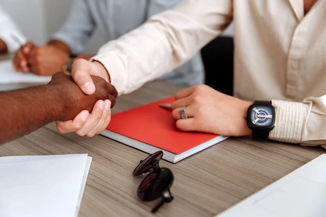Business Partnership Agreements in Sharjah Key Rights & Duties